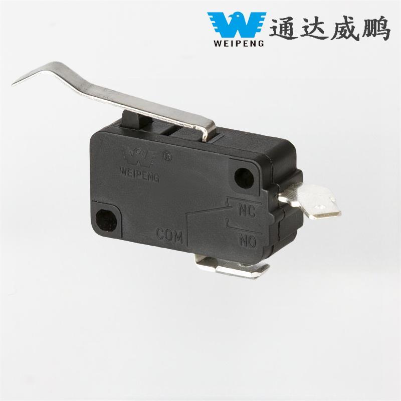 Nagy áramerősségű önvisszaállító mikrokapcsoló háztartási gépekhez