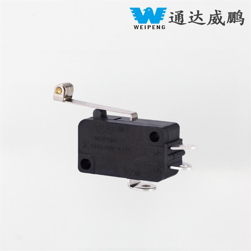 Karos/nem karos mozgáskorlátozó nyomógombos kapcsoló